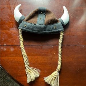 Child Viking hat